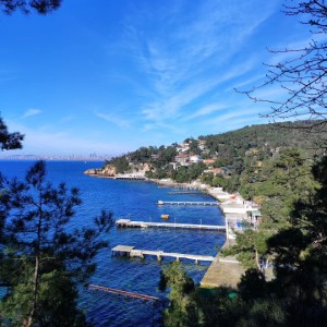 Adalar, ou les îles des princes. Un archipel situé dans la mer de Marmara et très prisé des habitants d'Istanbul (petite colation à la fin)